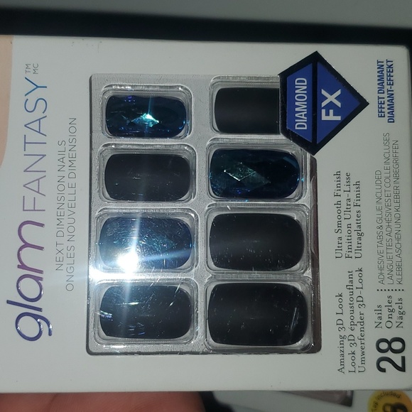 Nails - Picture 4 of 10